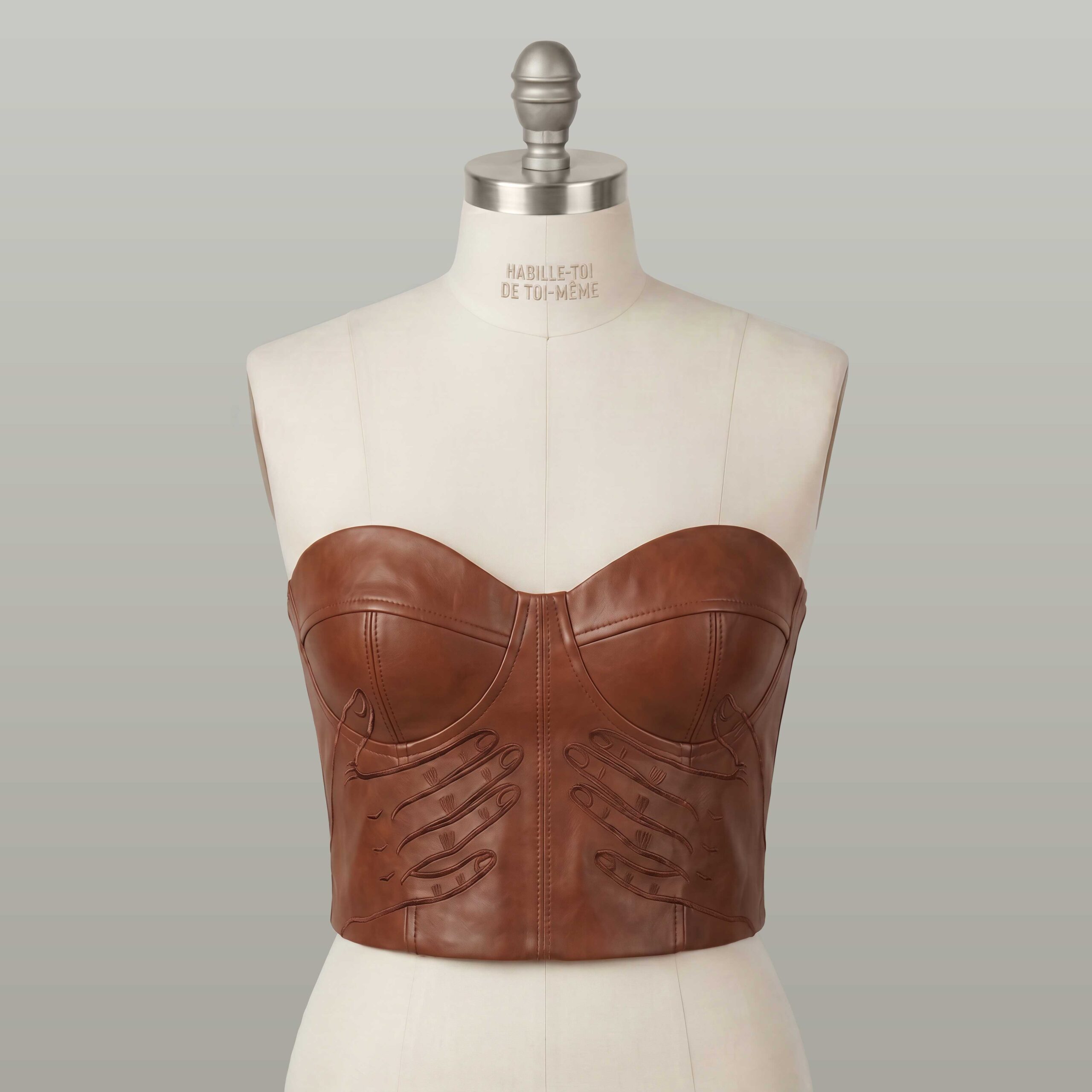 eira-studio-ai-boucle-product-design-brown